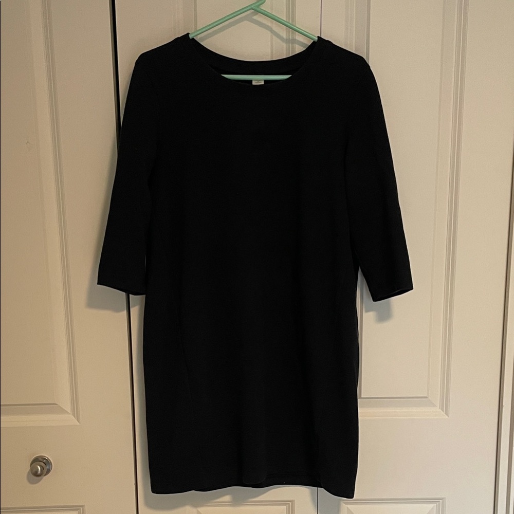 Black 3/4 Sleeve Dress